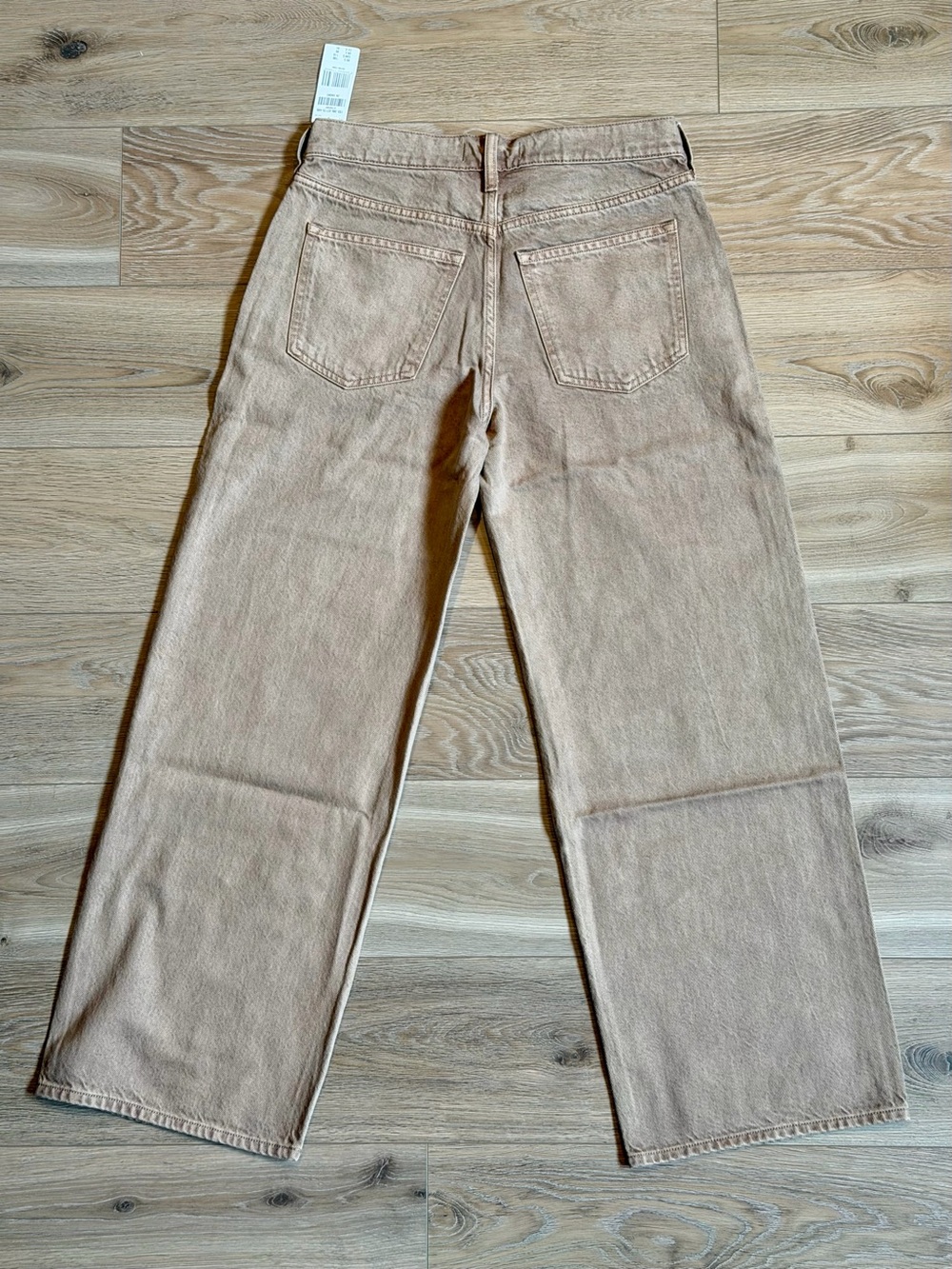 Abercrombie Low Rise Ultra Loose Jean (26 Short, Classic) - Picture 6 of 6